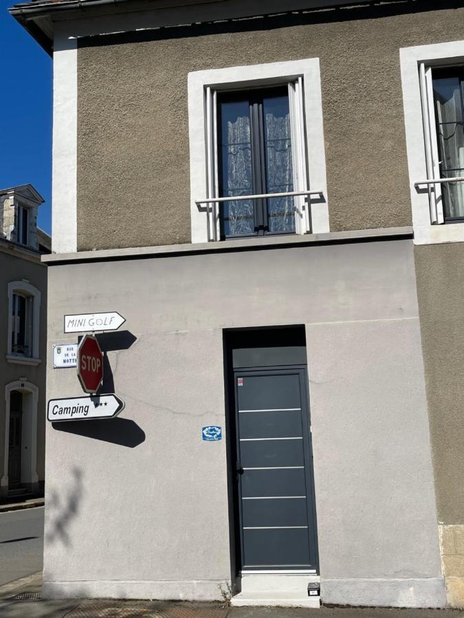 Duplex Beaumont-sur-Sarthe Exterior foto